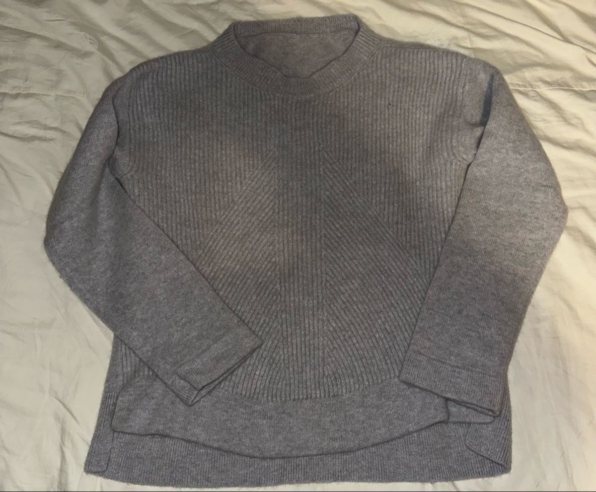 Maglioni & Felpe: Pullover aus 25% Angora Wolle, Grau, Gr. L – Nuovo (secondo la descrizione) da Köniz venduto da lar_m9xk