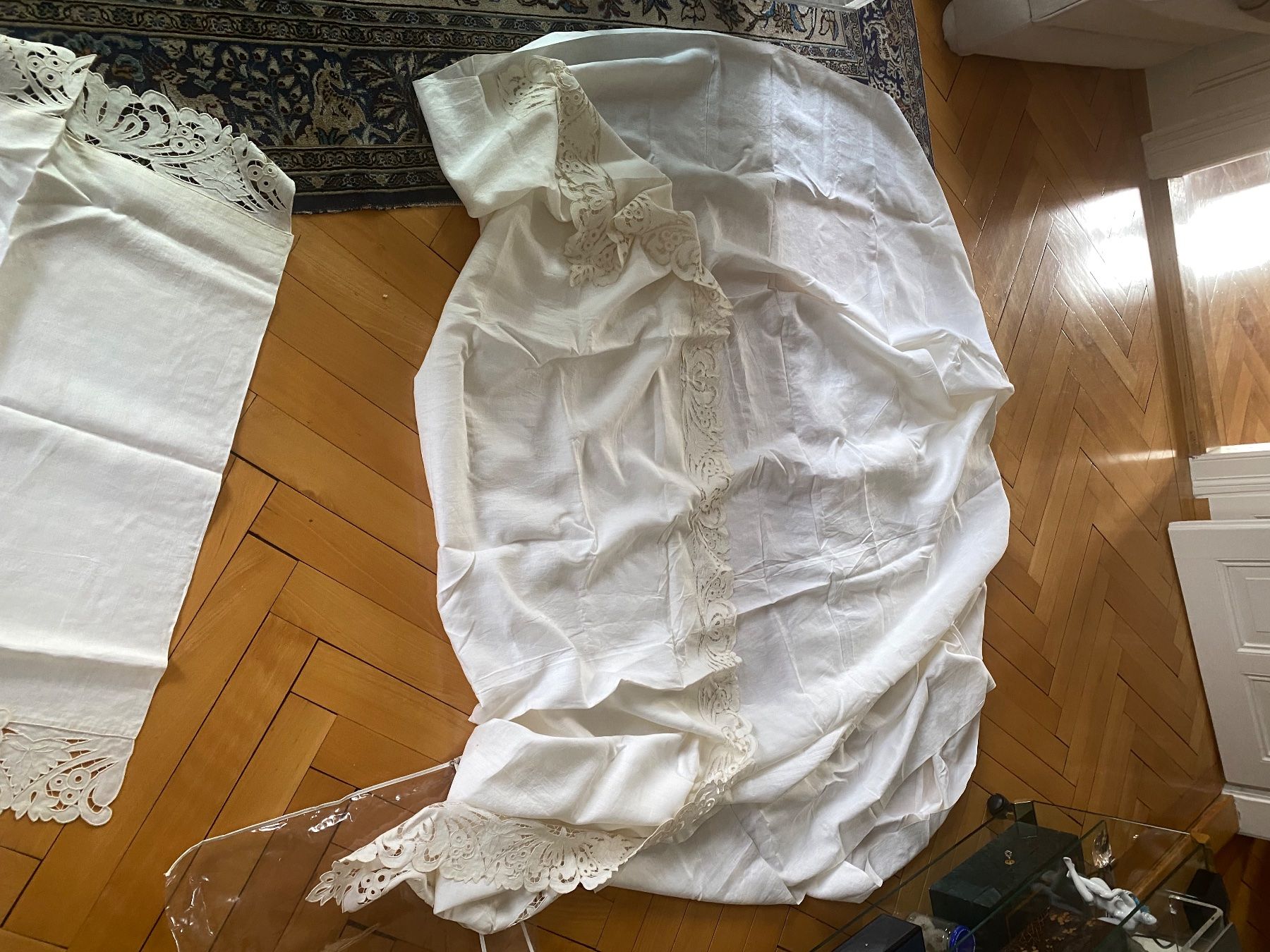 Biancheria da letto: Drap en lin brodé à la main ancien – Nuovo (secondo la descrizione) da Küssnacht am Rigi venduto da FFKA 5