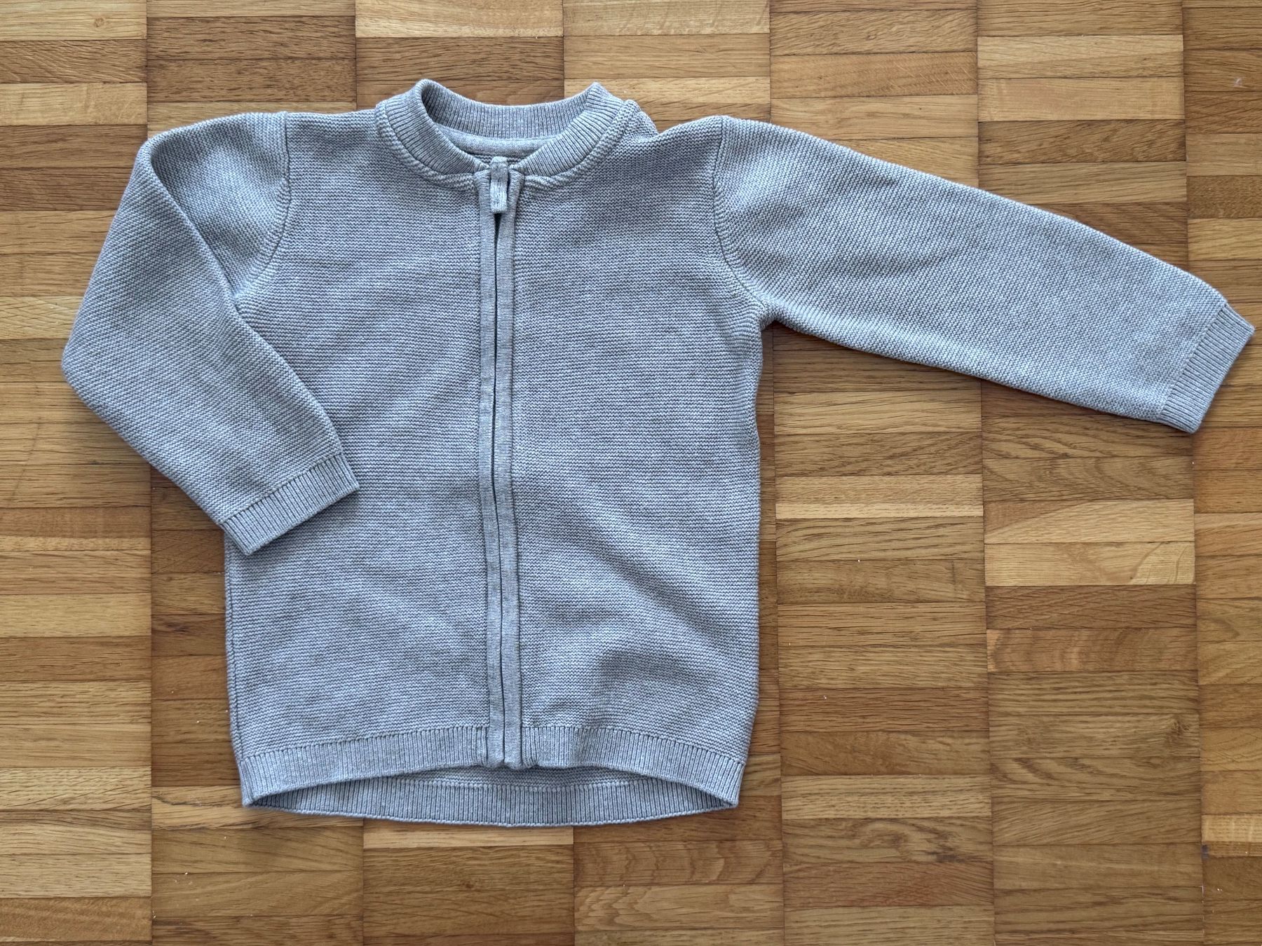 C&A Giacche & Cappotti: C&A Strickjacke Gr 92 – Nuovo (secondo la descrizione) da Richterswil venduto da Eunoia85