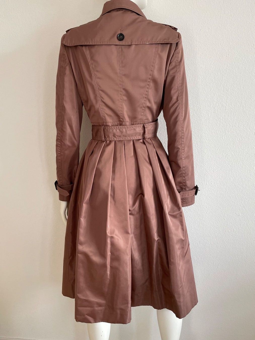 Burberry Cappotti: Burberry Trenchcoat – Nuovo (secondo la descrizione) da Winterthur venduto da 11.11 6