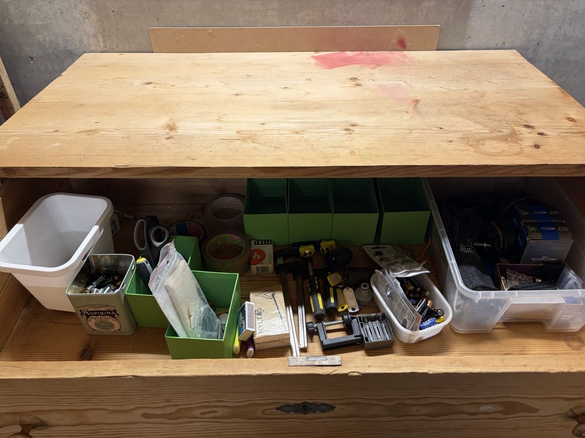 Commodes: Antike Kommode – D'occasion à Zürich par lunakurier