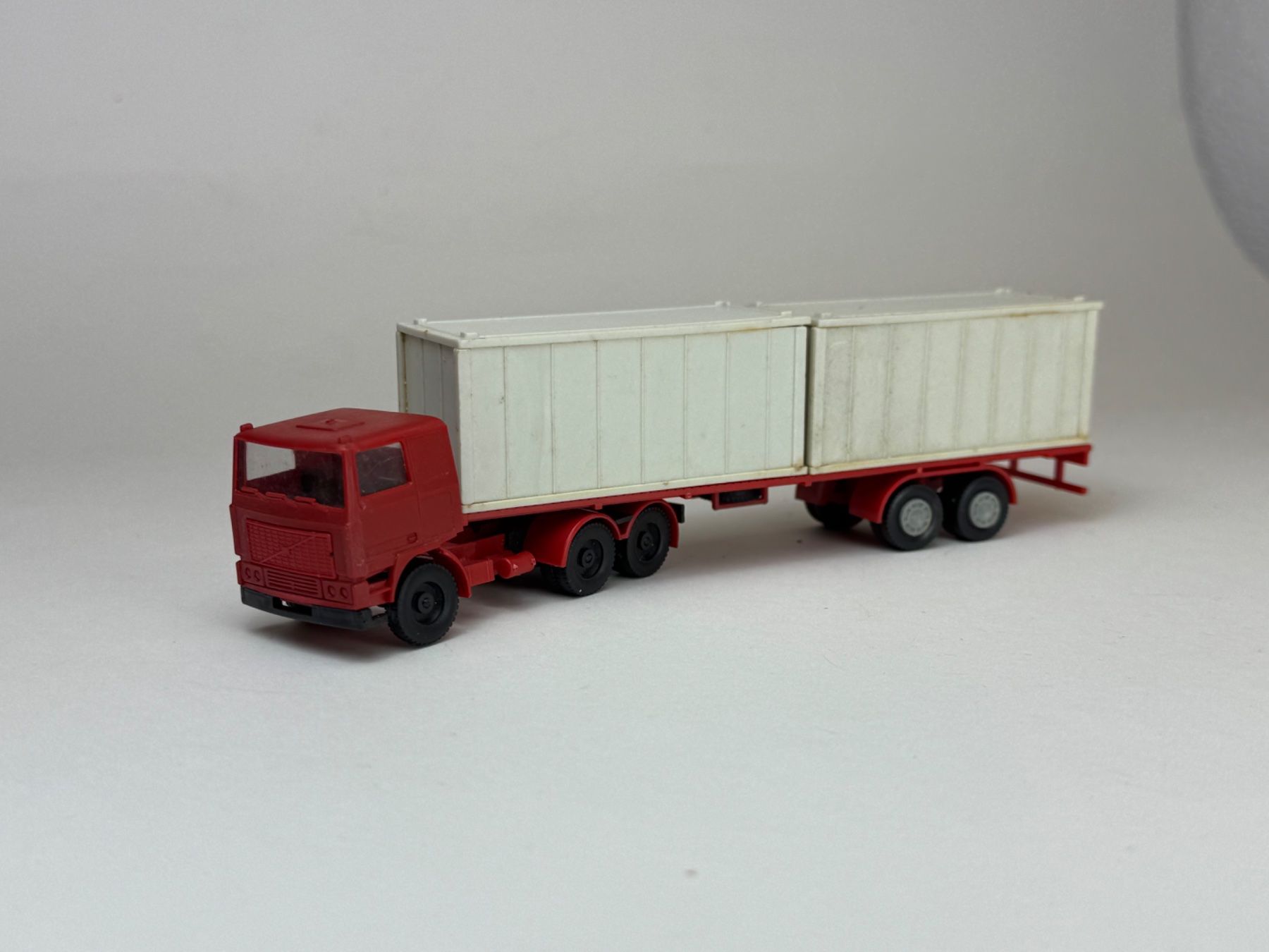 Modellini d'auto: Volvo Containersattelzug Container Wiking Kopien – Usato da Elm venduto da Wikmtz
