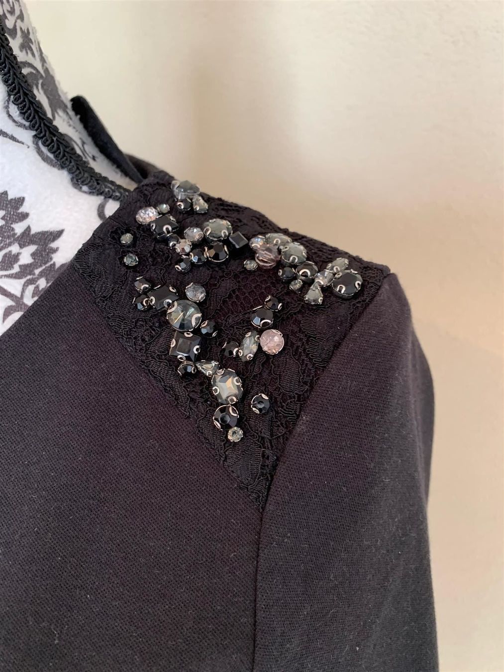 Massimo Dutti Pullover & Sweatshirts: Massimo Dutti Pullover schwarz langarm – Gebraucht aus Fribourg von tschjoly 1