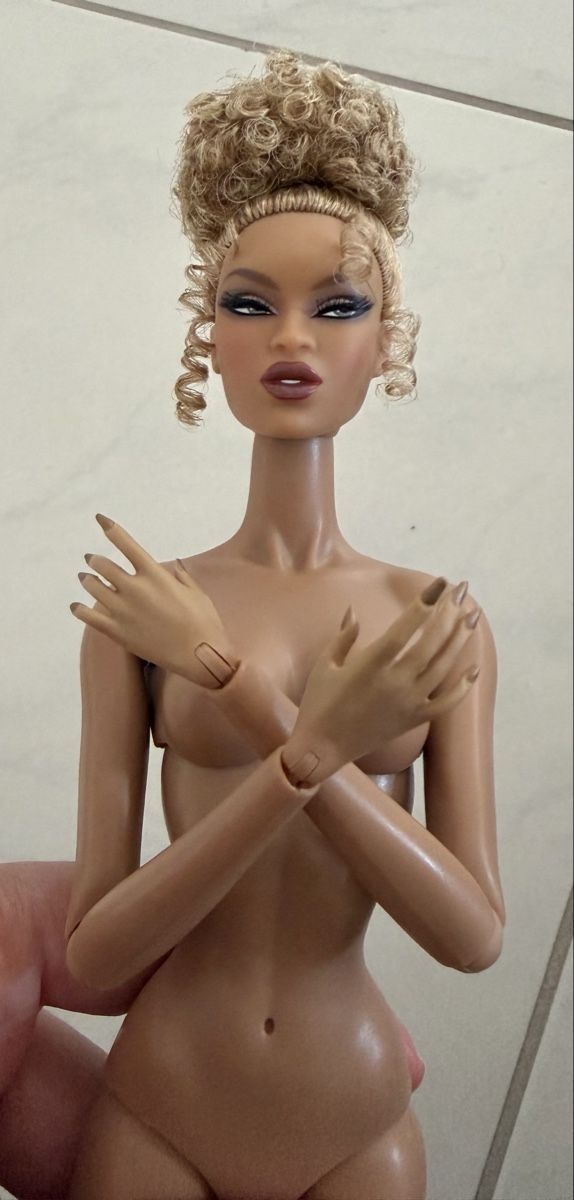 Puppen: Adele Makeda Sovereign Integrity Toys Obsession Convention – Neu (gemäss Beschreibung) aus Bürglen TG von SonneMondSterne99 3