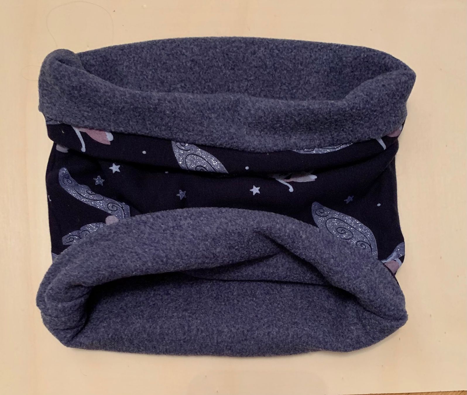 Berretti & Sciarpe: HANDMADE Schlauchschal FEEN dunkelblau wendbar – Nuovo e nell'imballaggio originale da Emmenbrücke venduto da swissmade-miracles 3