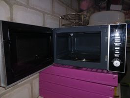 Mikrowelle mit Grillfunktion, TOP Zustand, wenig gebraucht!