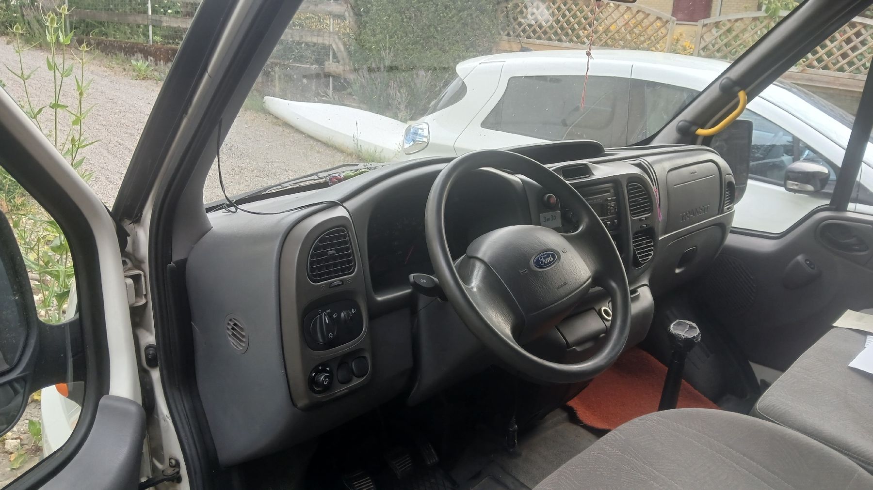 Ford Veicoli da campeggio: Ford Transit 350 TDCi Camper – Difettoso da Aarberg venduto da retoc0102 8