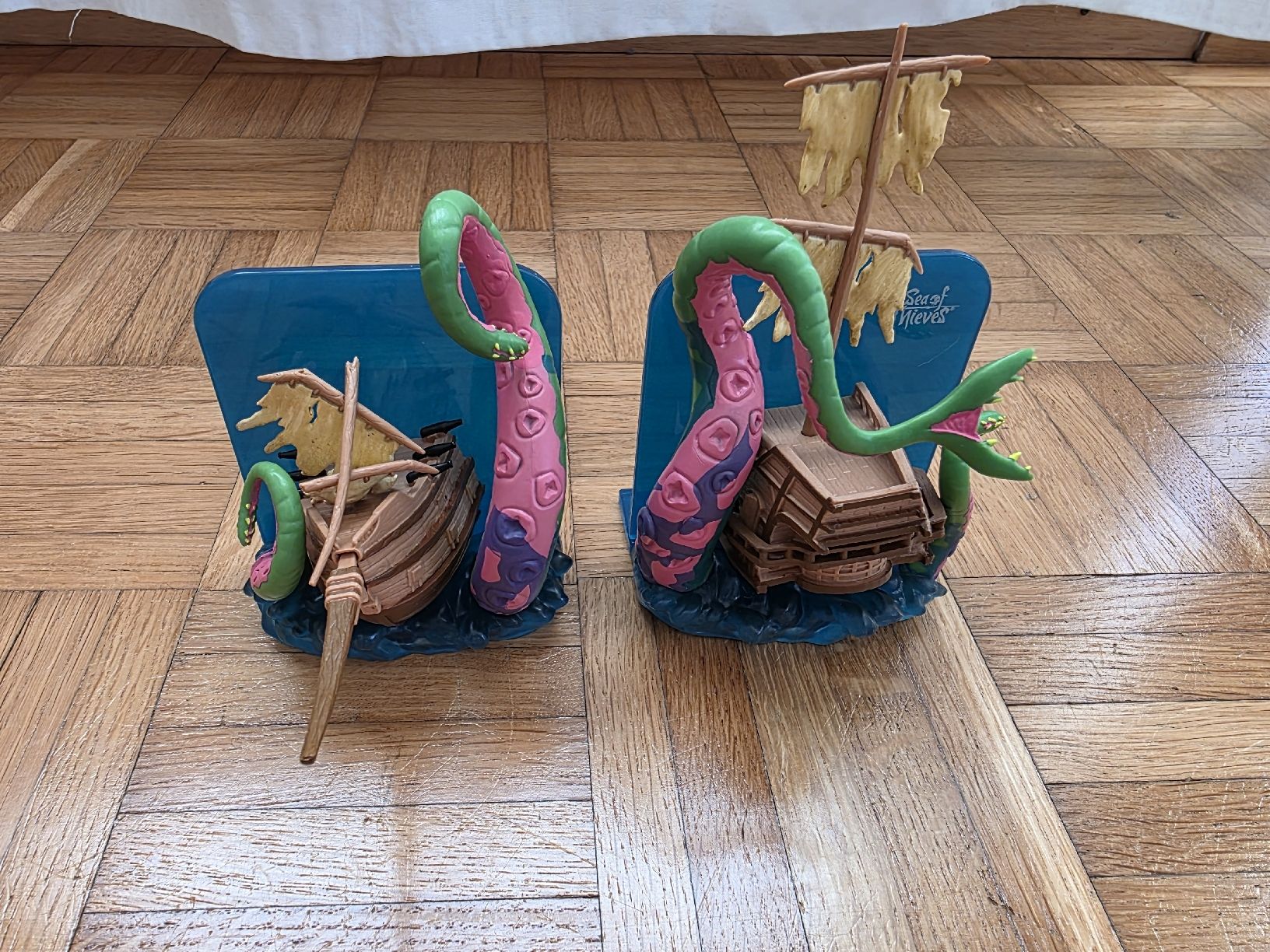 Statuette: Sea Of Thieves - Bookend – Nuovo (secondo la descrizione) da Reiden venduto da N.Rib.Paulo 1