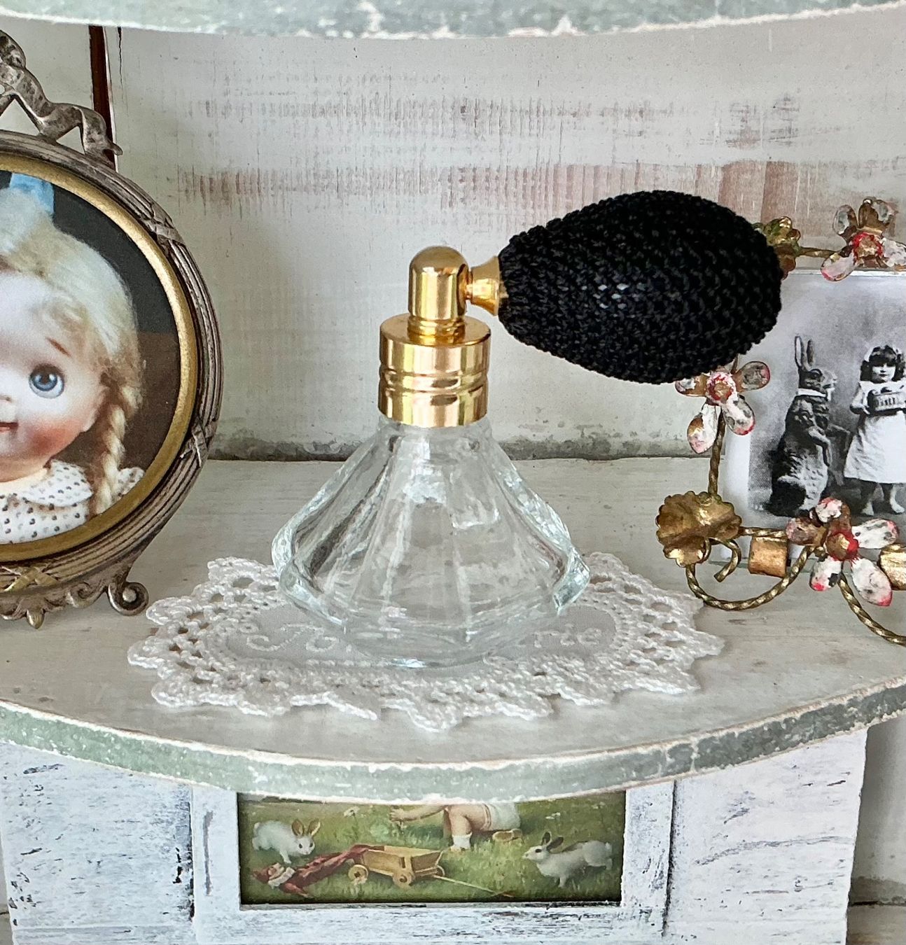 Flacons: HERZIGER ALTER PARFUM ZERSTÄUBER – D'occasion à Zell LU par Silvermemory