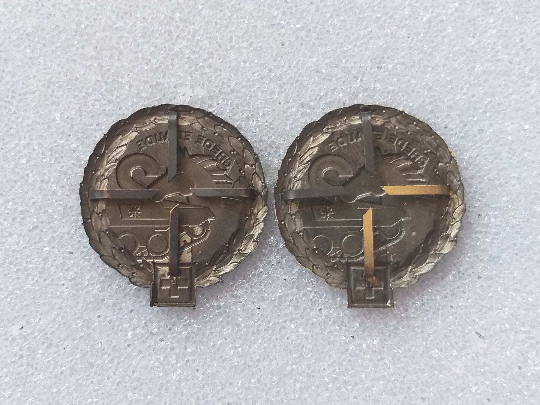 Placchette & Badge: Béretembleme Panzerbrigade 2 Set – Usato da Bauma venduto da SwissMilitaria 1