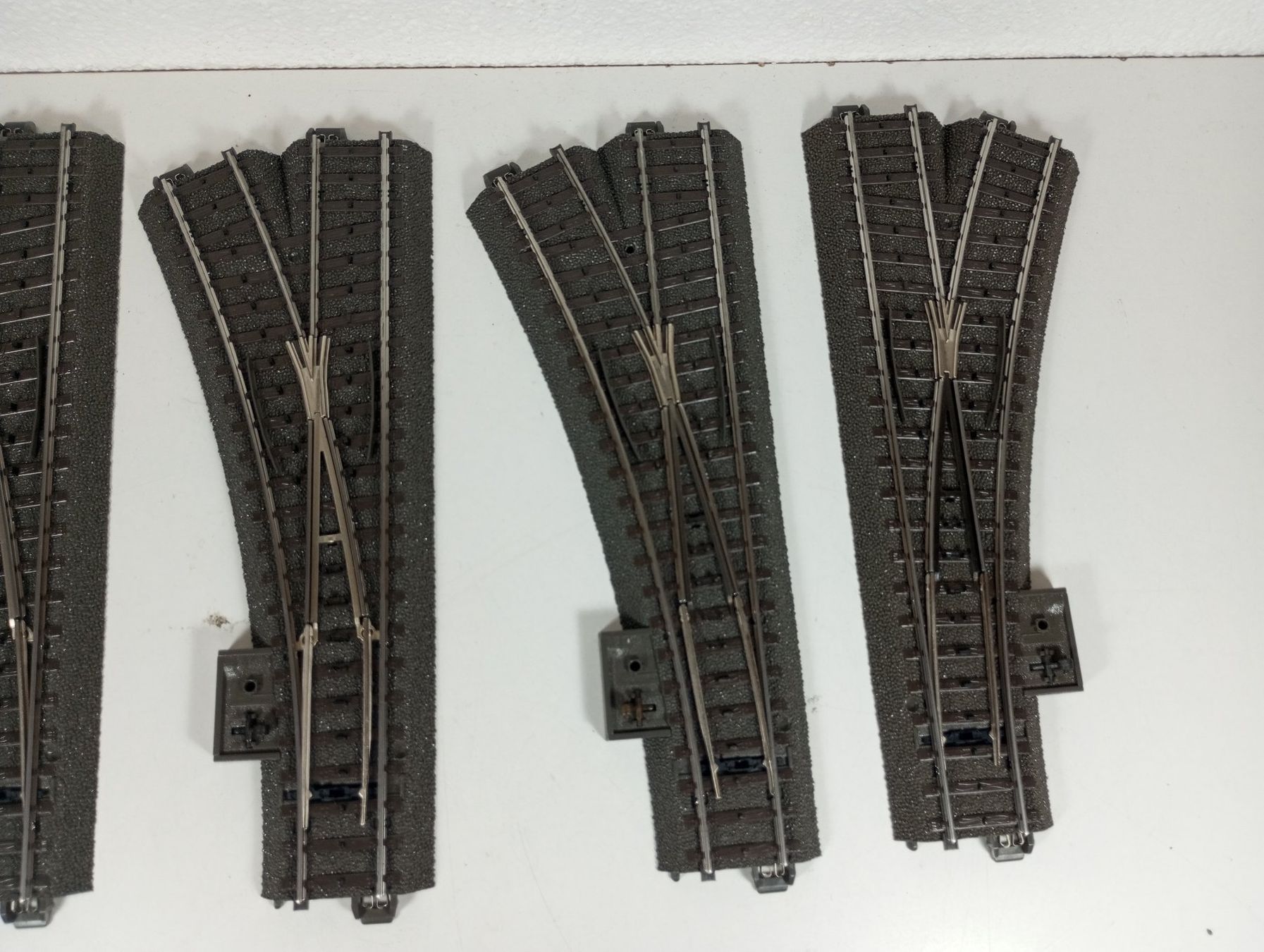 Märklin Modelleisenbahnen: Märklin C: 8 x Weichen / aiguillages – Gebraucht aus Fontaines NE von waterfoot 2