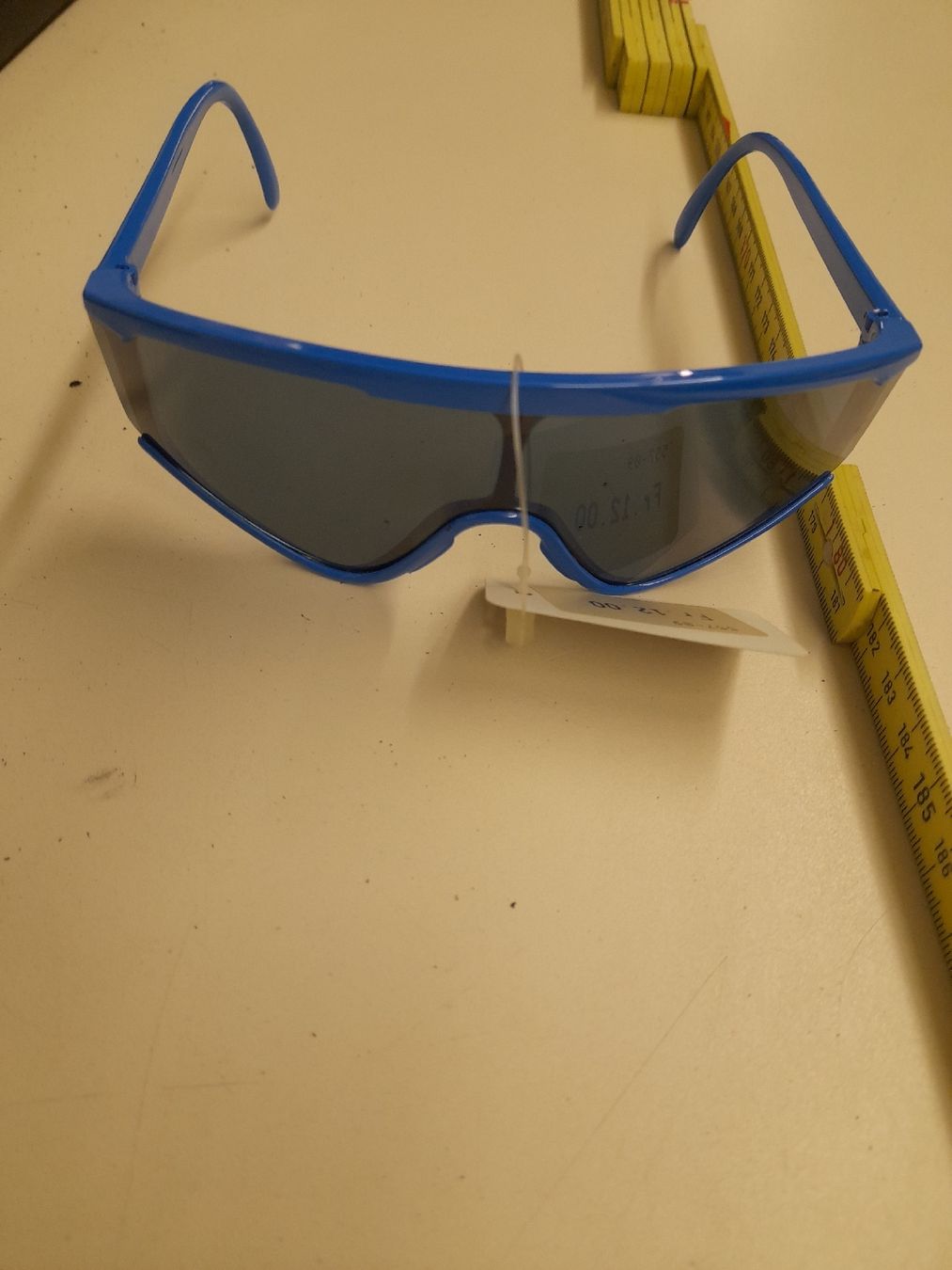 Occhiali & Lenti: Sonnen oder Schneebrille 12cm – Nuovo (secondo la descrizione) da Stetten AG venduto da Maschinenwarencenter 1