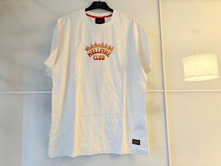 Strangers Things T-Shirt size L NEW with tag