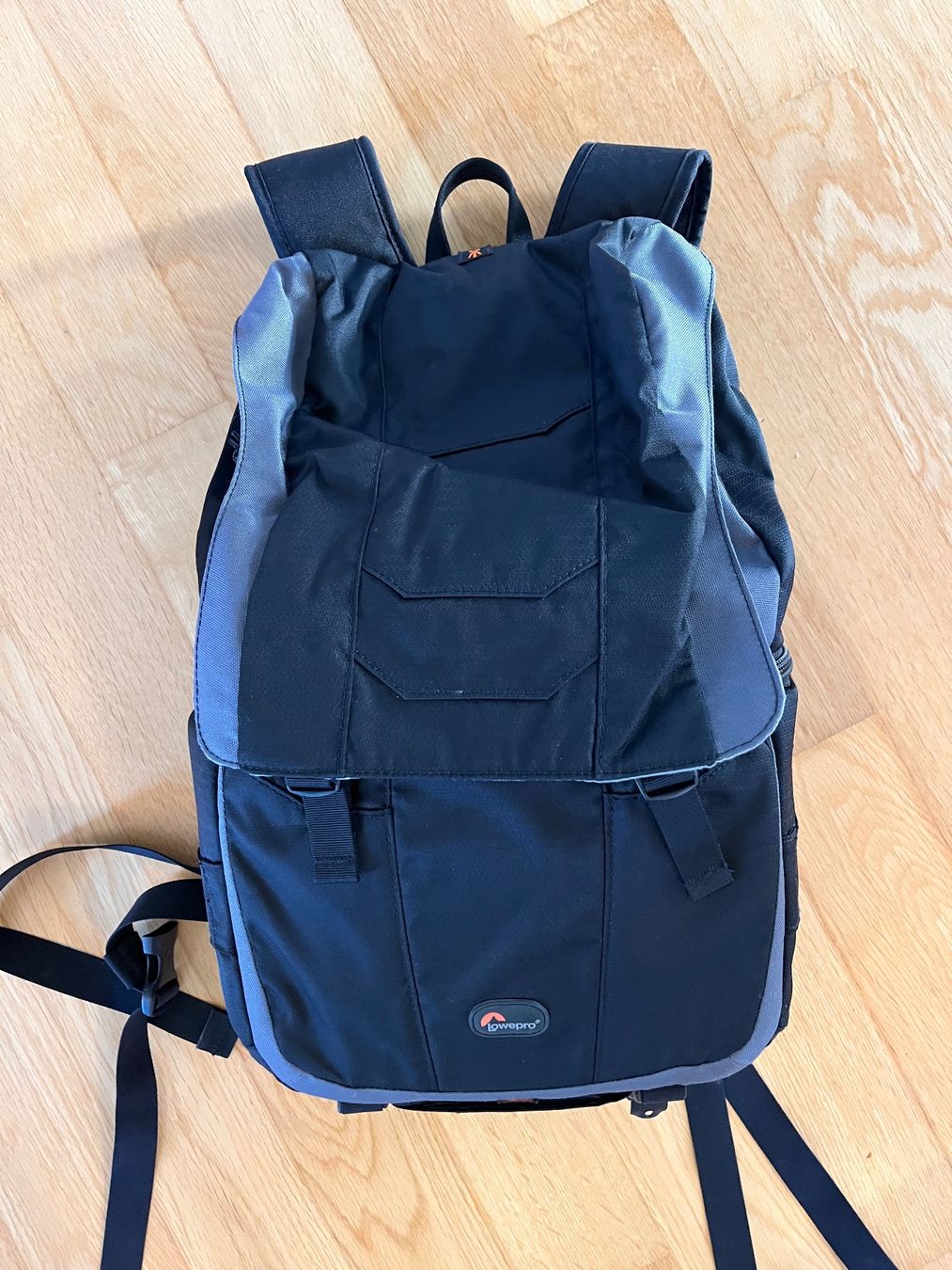 Lowepro Zaini: Fotokamera - Rucksack – Usato da Eglisau venduto da marii
