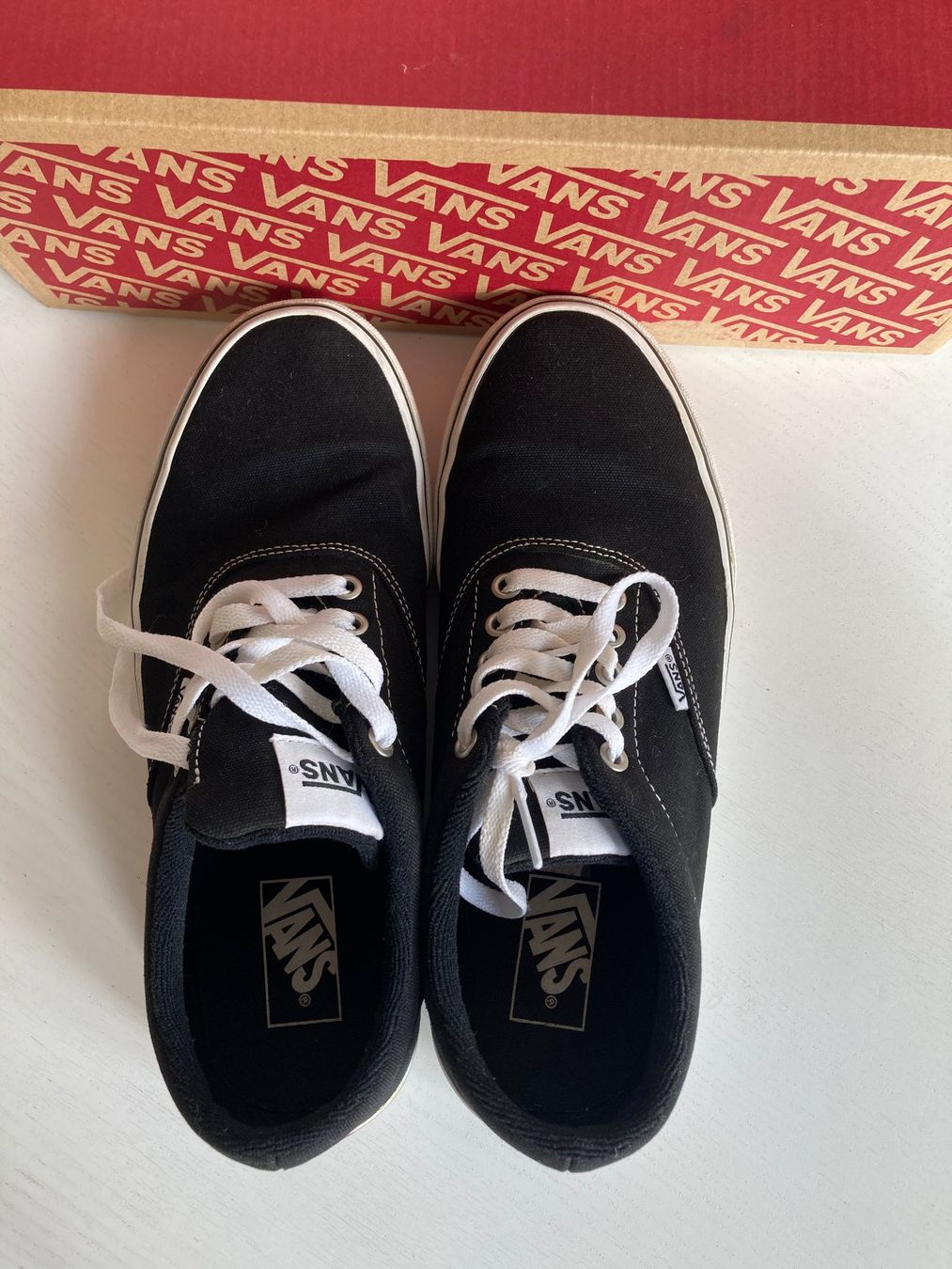 Vans Scarpe da uomo: Vance Sneakers black-white, Model Doheny, 42 – Usato da Basel venduto da bil_8mvw 3
