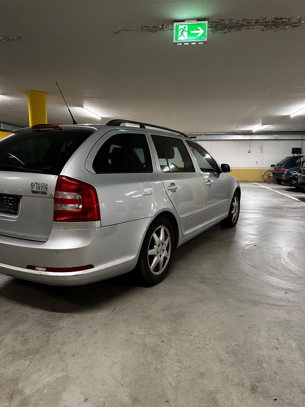 Skoda Autos: Skoda Octavia RS 2.0 Benzin – Gebraucht aus Sevelen von Transporter3 3