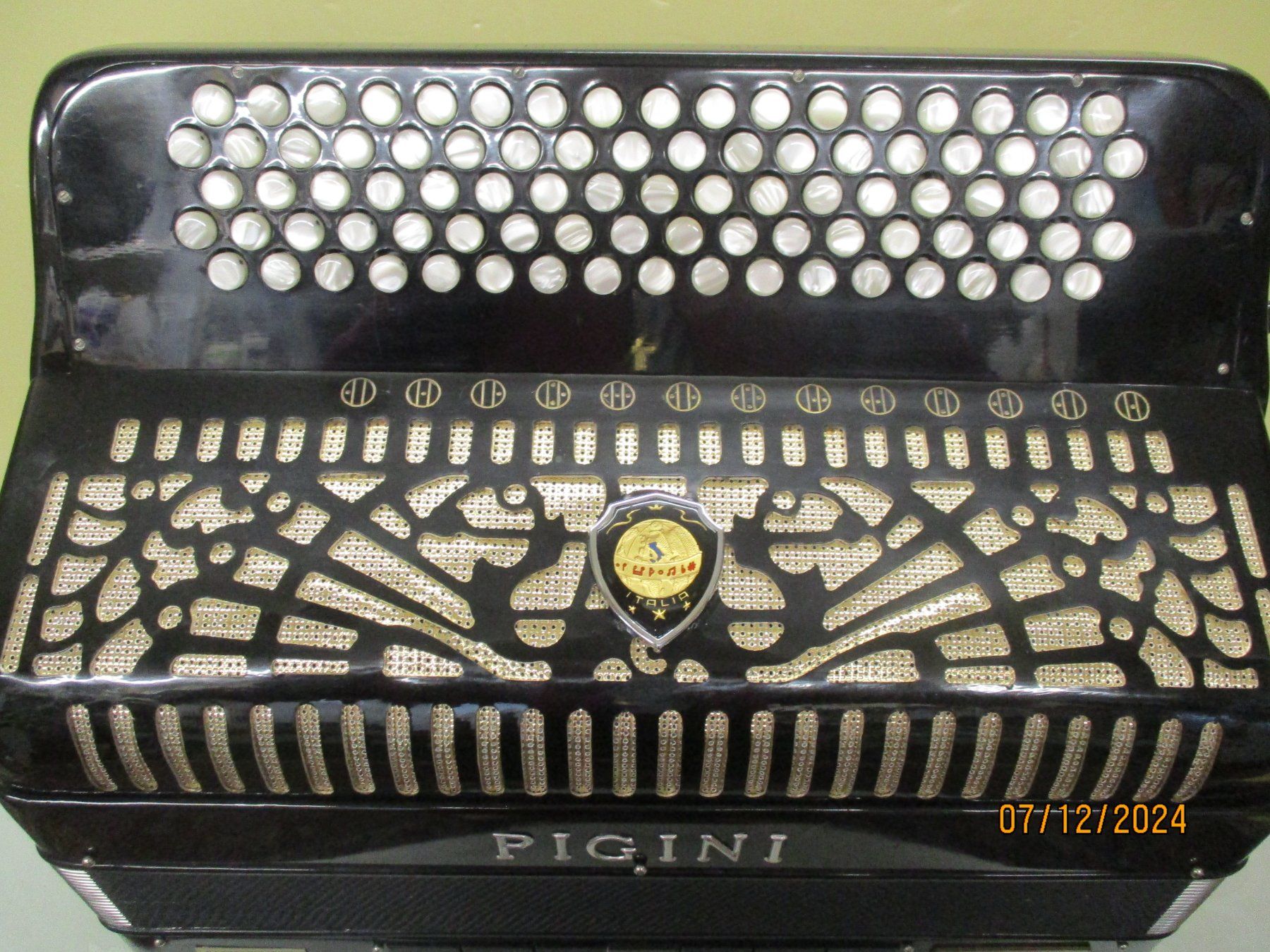 Strumenti musicali: Akkordeon Pigini Cassottto – Usato da Jegenstorf venduto da Oktavio 1