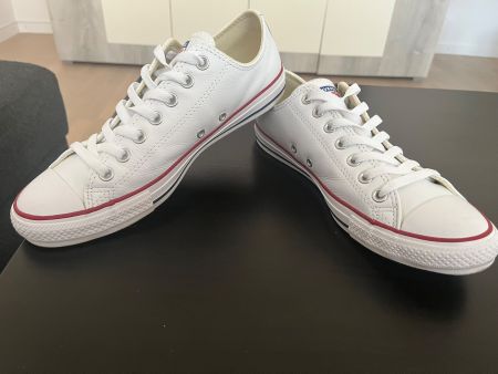 Converse Chuck Taylor Leder ab 1 Fr.