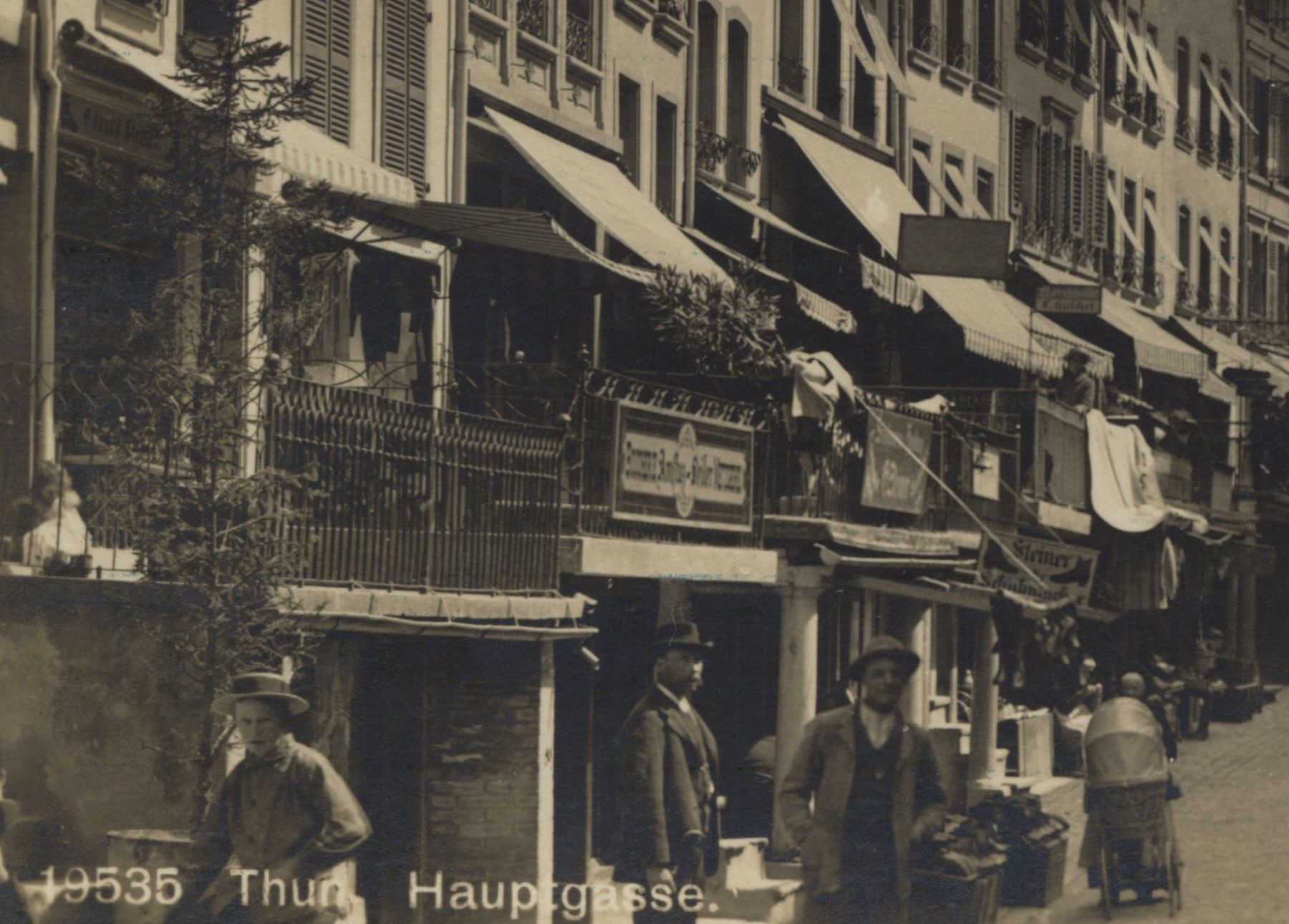 Cartoline postali: Thun Obere Hauptgasse belebt – Usato da Kirchberg BE venduto da Mgh