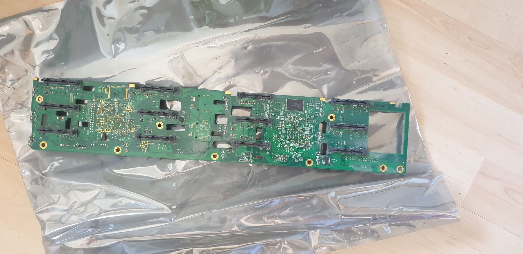 Elektronikbauteile: SAS2 3.5" Backplane voll funktionstüchtig! – Gebraucht aus Ibach von starfounder