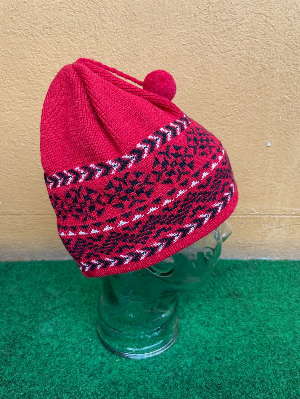Copricapi, berretti & cappellini: Vintage 80s Beanie Descent Wool Made In Canada – Usato da Zürich venduto da le_souk 4
