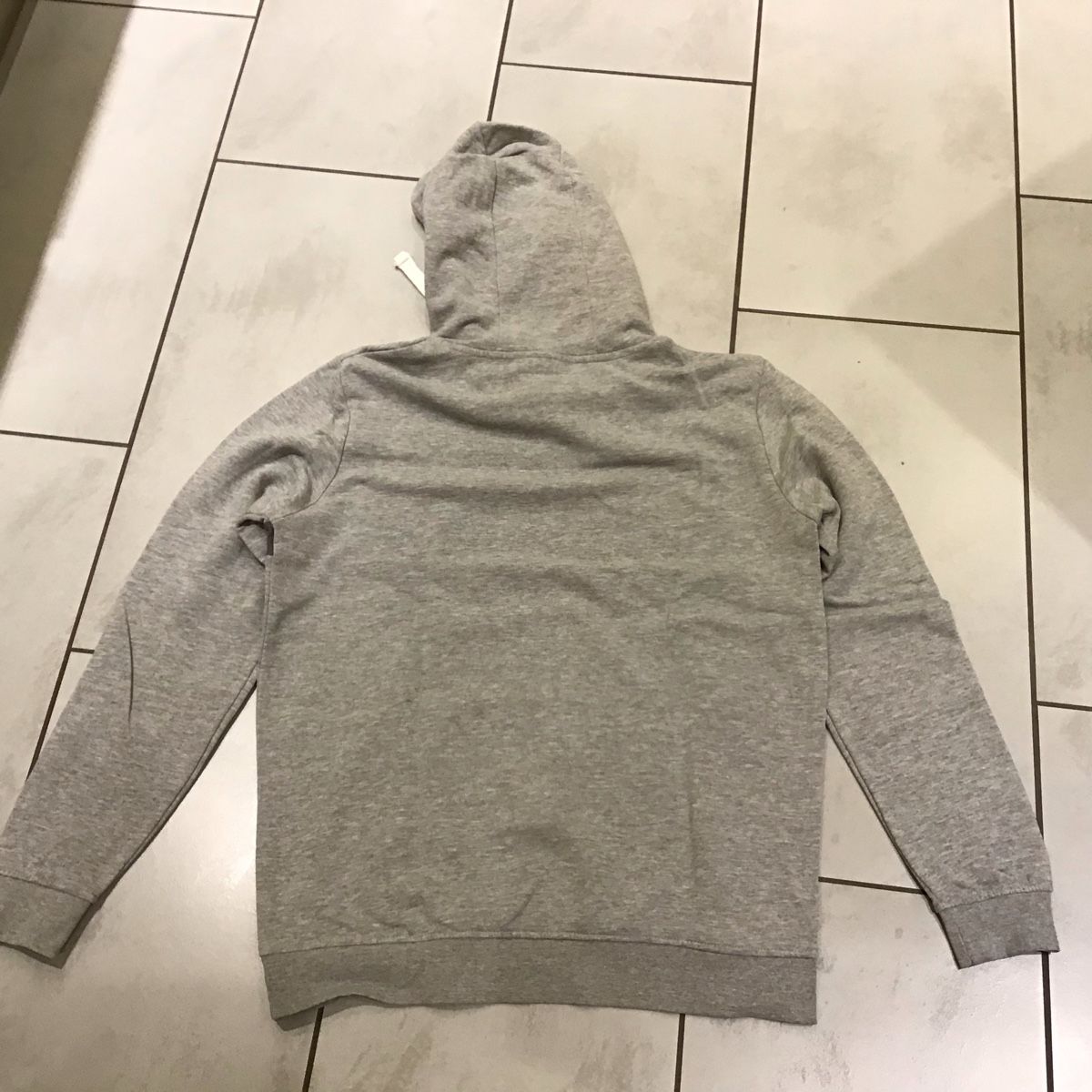 Maglioni & Felpe: Pullover mit Kapuze  M – Usato da Trimbach venduto da Mery70 1