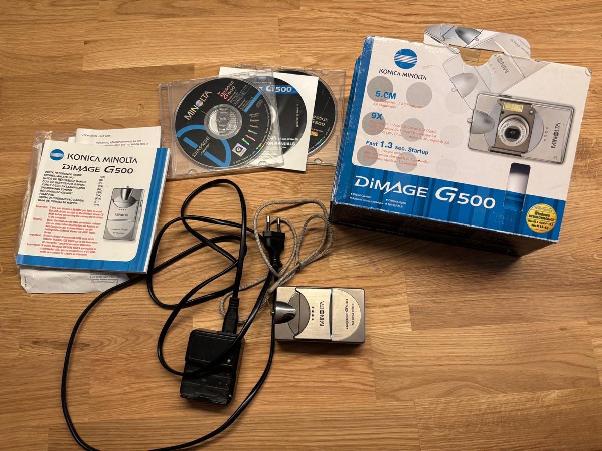 Minolta Fotocamera: Konica Minolta DiMAGE G500 – Usato da Küttigen venduto da Gabrielle1607 4