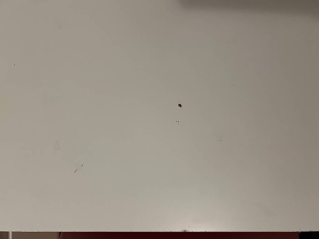 Ikea Schreibtische: Ikea Malm Schreibtisch – Gebraucht aus Pfäffikon ZH von Vegas2010 1