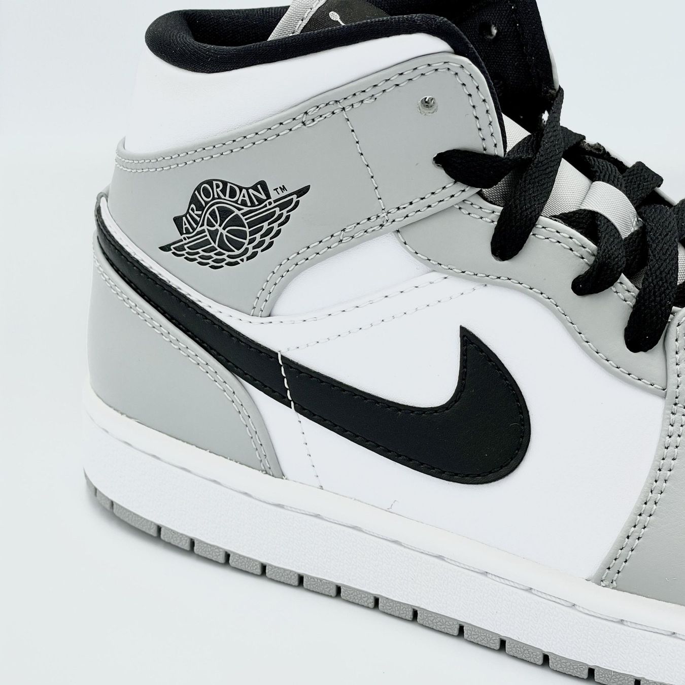 Jordan Scarpe da uomo: Jordan 1 Mid Light Smoke Grey EU 42.5 – Nuovo e nell'imballaggio originale da Erlinsbach venduto da sasneakers 2