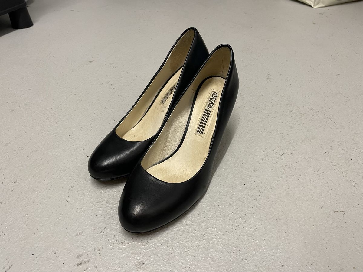 Buffalo Damenschuhe: Highheels Leder Gr. 37 Buffalo London – Gebraucht aus Aesch ZH von lawas
