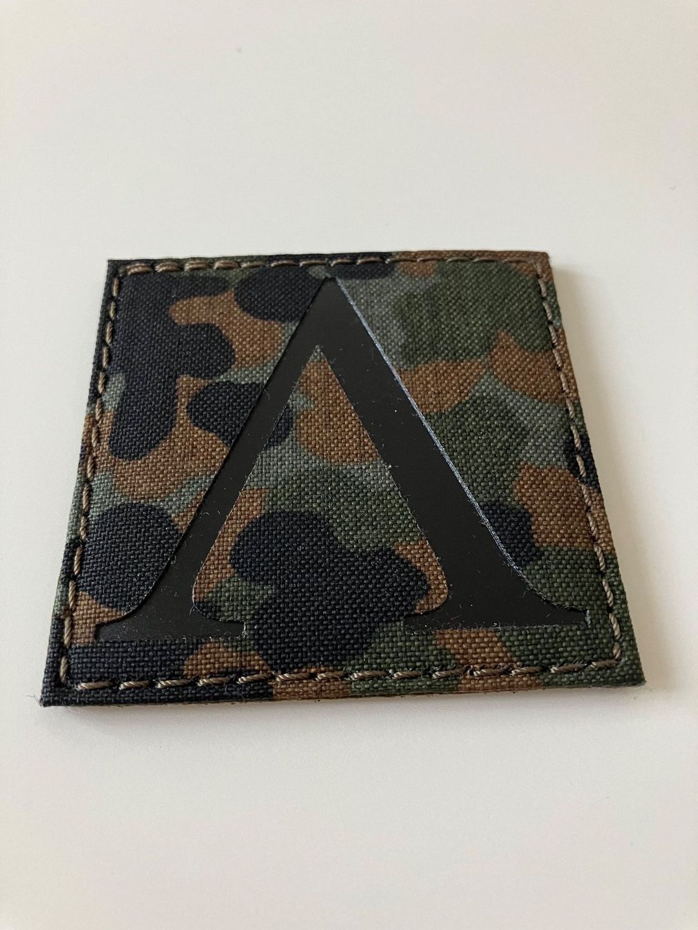 Toppe: Un patch Arc'teryx Leaf + 2 autres – Usato da Neuchâtel venduto da Luta80 3