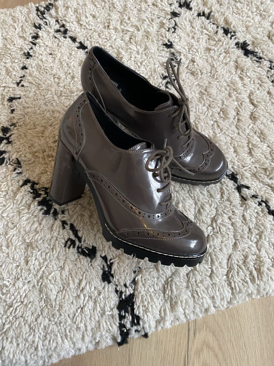 Chaussures femmes: High Heels von Bata – D'occasion à Buchs ZH par crazyhandbaggirl123 1