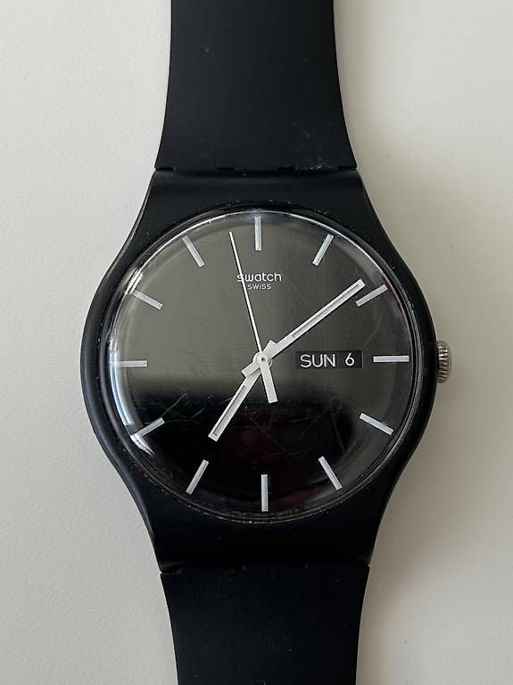 Swatch Orologi: Swatch, Schwarz, mit Datum & Tag, neue Batterie – Usato da Niederönz venduto da Simpel0