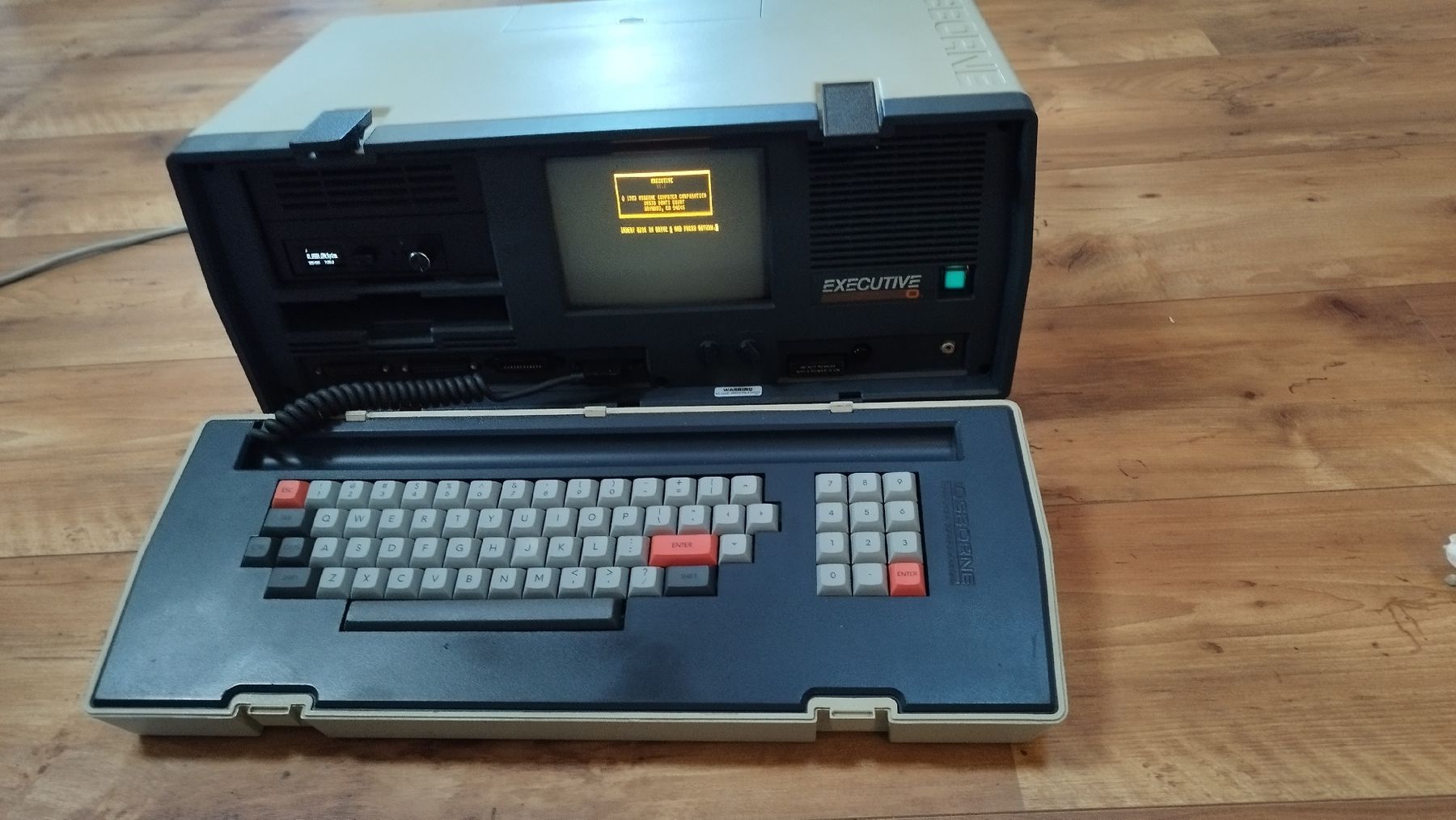 Tastaturen: Osborne 2 replacement keyboard  – Gebraucht aus Domdidier von look80486