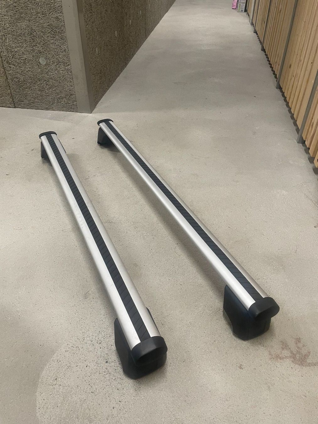 Portapacchi: Original Audi Dachträger Thule Wingbar Evo Q5 SQ5 – Usato da Oberwil BL venduto da max_dw88 1