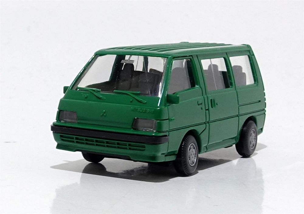 Mitsubishi L300 Bus Rietze 1:87 #7397 | Kaufen auf Ricardo