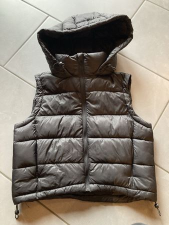 Schwarzes Gilet Gr. M kurz