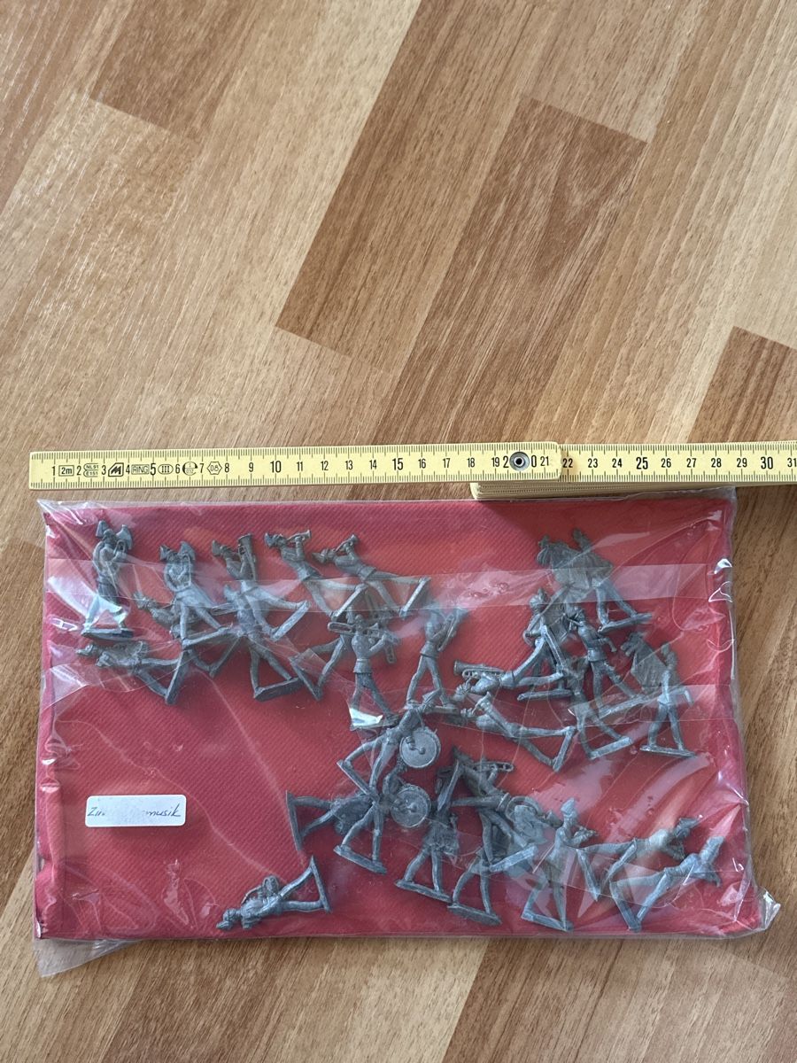 Figurines: Zinnfiguren, Blasmusik Antike Sammlung , Konvolut – D'occasion à St. Gallen par mai_2lcj 1