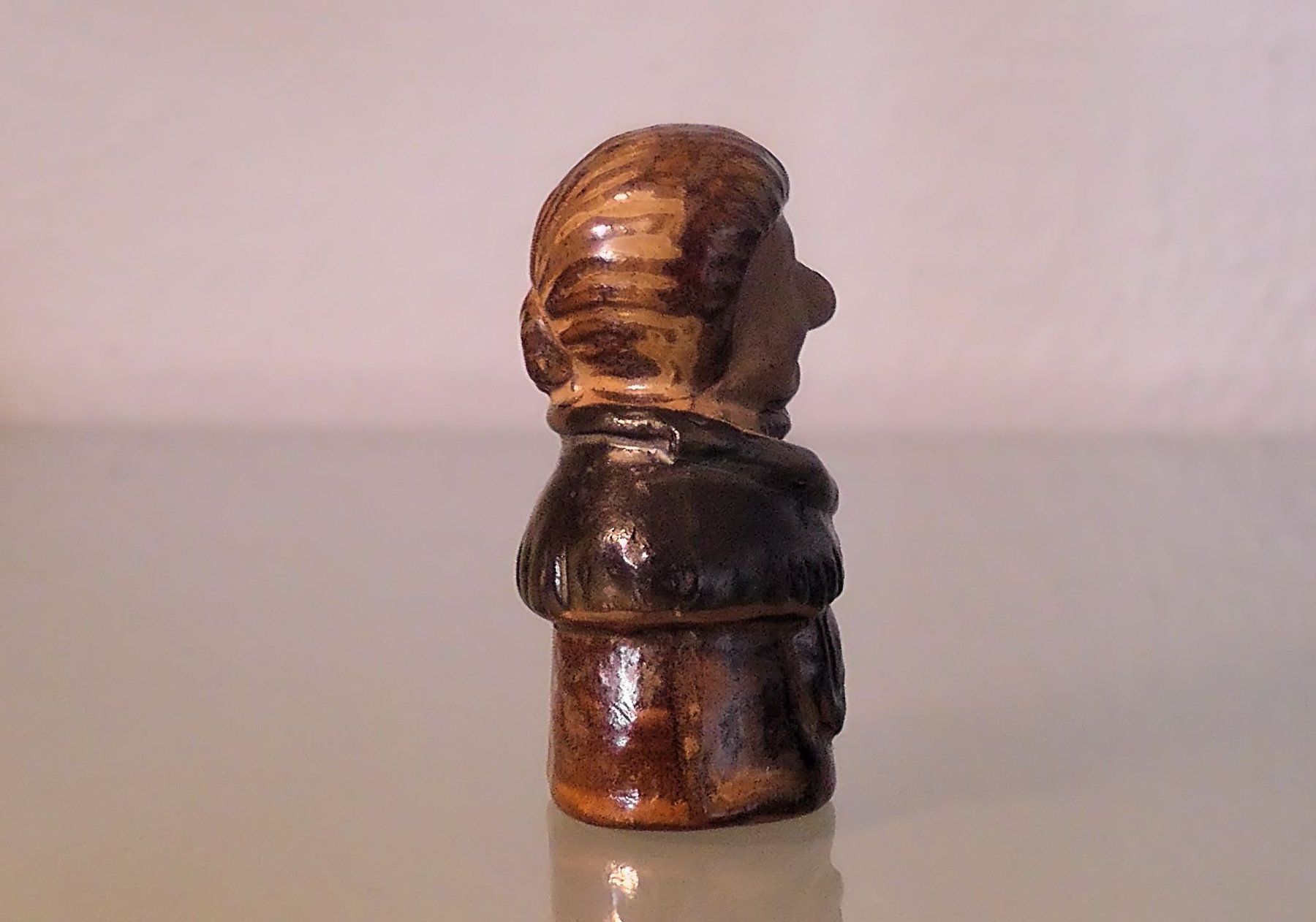 Statuette: Figur aus Ton alte Dame – Usato da Rüti ZH venduto da Prostias 3