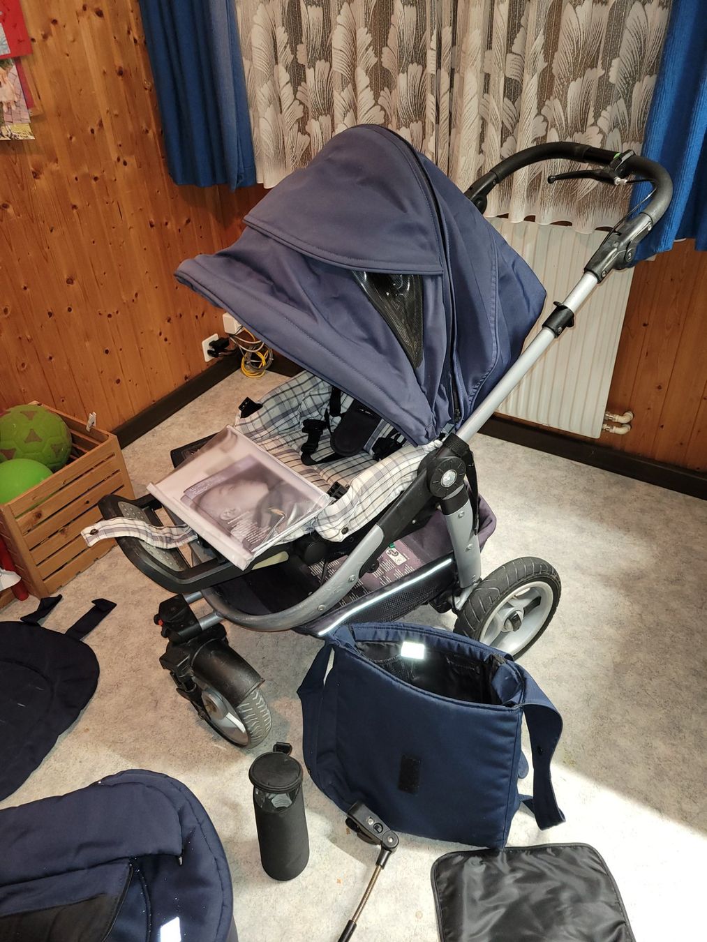 Teutonia Kinderwagen: Teutonia Spirit – Gebraucht aus Münchenbuchsee von Capri2.8 1