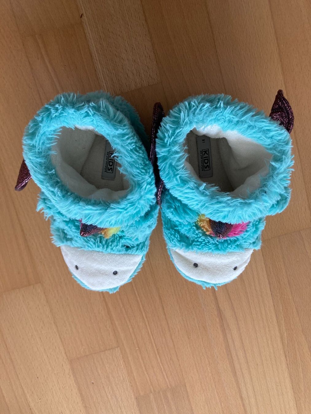 Scarpe per ragazze: Flausch-Finken "Einhorn" – Usato da Muttenz venduto da Juvenile33 3