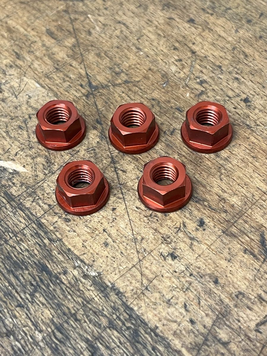 Ducati Tutti i ricambio per moto: 5x Aluminium Muttern M8 7075 T6 – Usato da Sirnach venduto da Desmo8