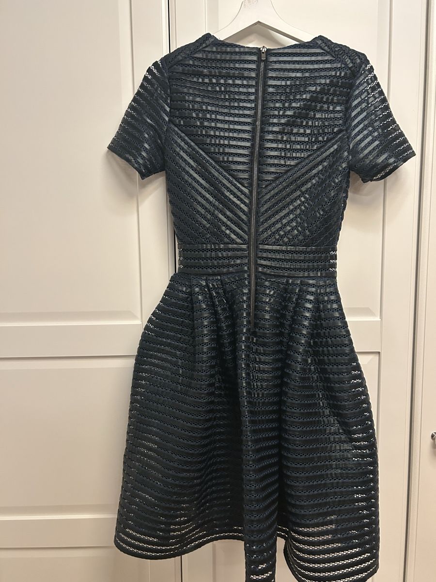 Maje Vestiti: Kleid von Maje, Grösse 1 blau, schwarz – Nuovo (secondo la descrizione) da Oberrieden venduto da Mlew 4