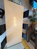Tisch weiss (mit 6 Stühlen, falls gewünscht)