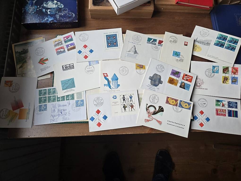 Alle Briefmarken: Große Briefmarken Sammlung  – Gebraucht aus Biel/Bienne von Rouf7 3