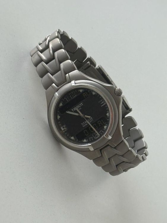 Tissot Titanium Analog Digital l uft Comprare su Ricardo