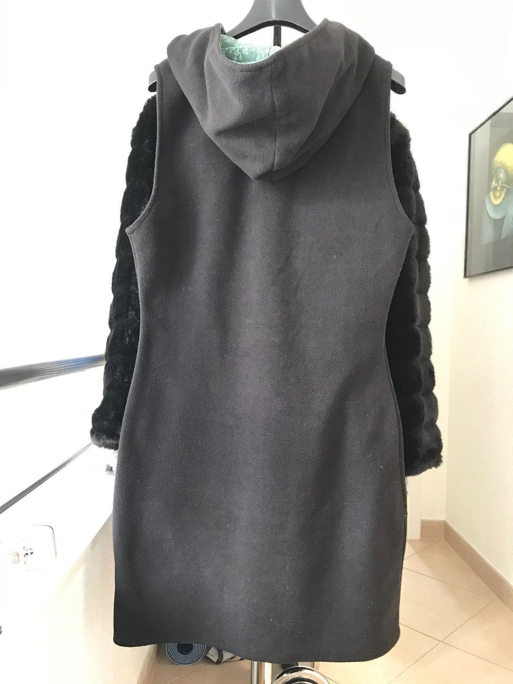 Vestiti: TRANQUILLO Fleece Kleid Schwarz – Usato da Glattfelden venduto da Danshari 3