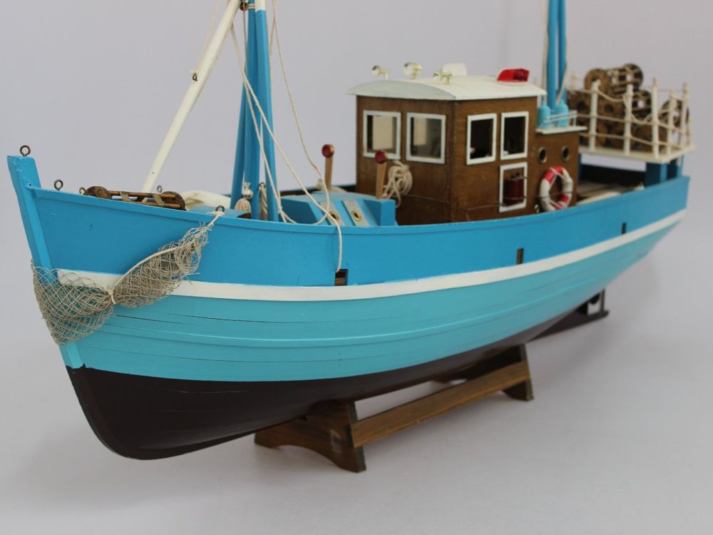 Fischerboot Dekoration 6,5 Cm Blau/weiß - Miniatur Boot Für Tischdeko & Hobby