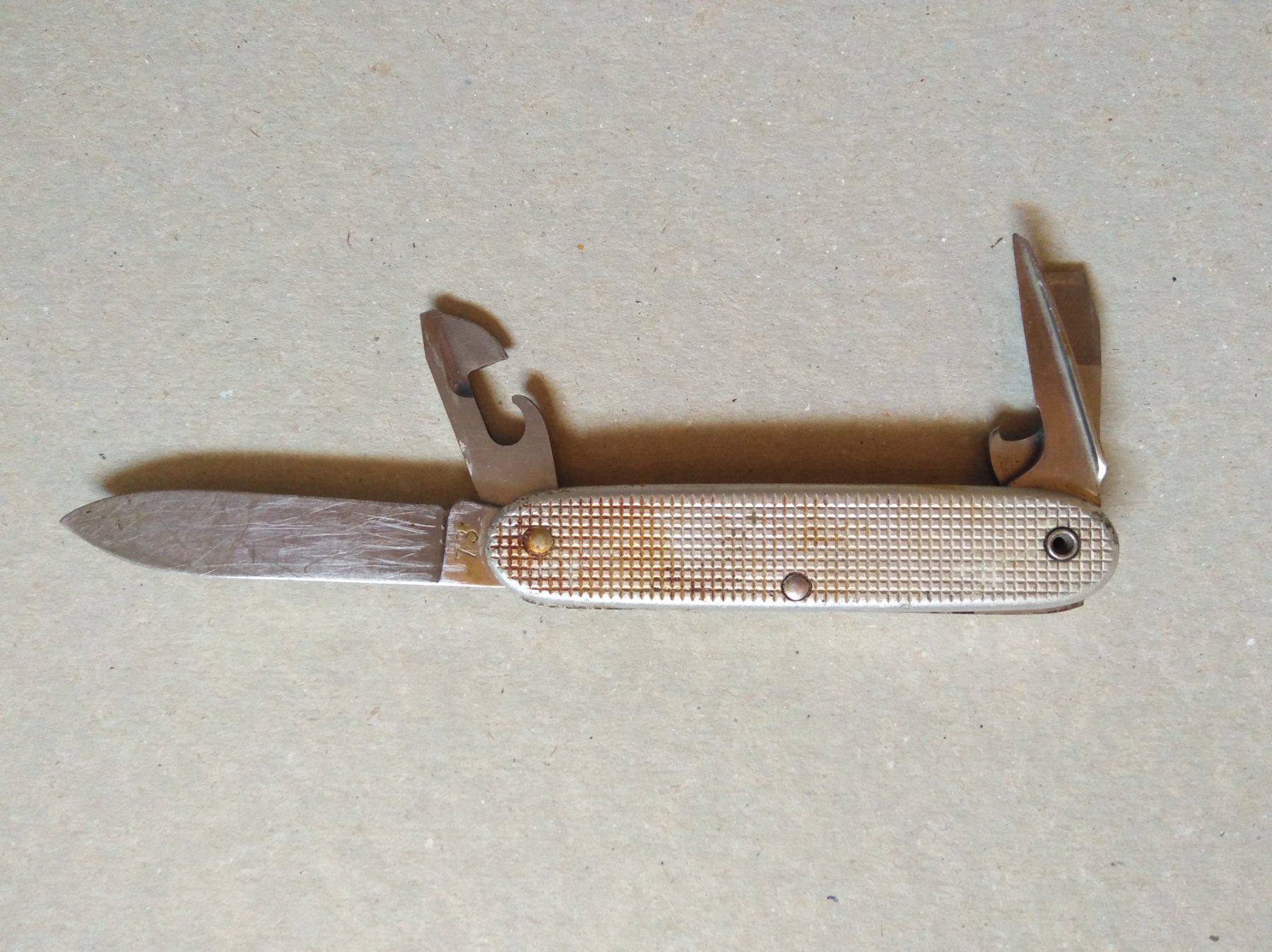 Couteaux de poche: 4x Sackmesser – D'occasion à Bäriswil BE par Fanttijuutti 4