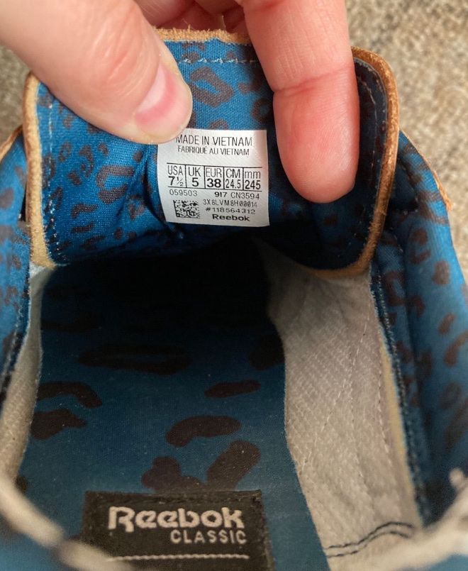Reebok Scarpe da donna: Cool Reebok Sneakers 38 – Usato da Gümligen venduto da svaud 4